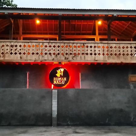 Rumah Nalu Surf Camp Krui Bagian luar foto